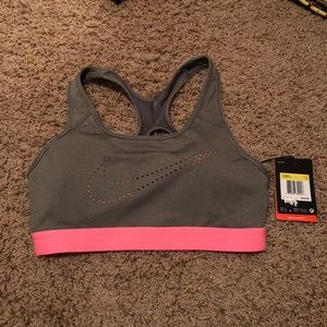 Nike women’s sports bra